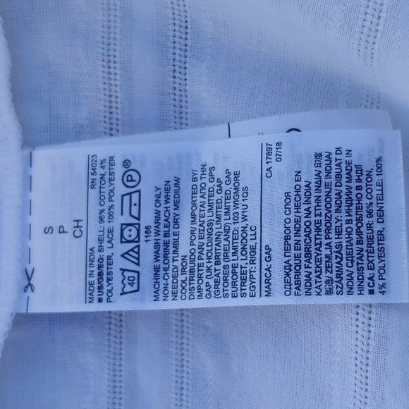 GAP French Style Lace and Cotton Top with High Collar in White size Small NWT - Picture 13 of 17